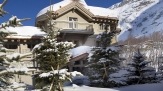 Chalet  White Pearl 